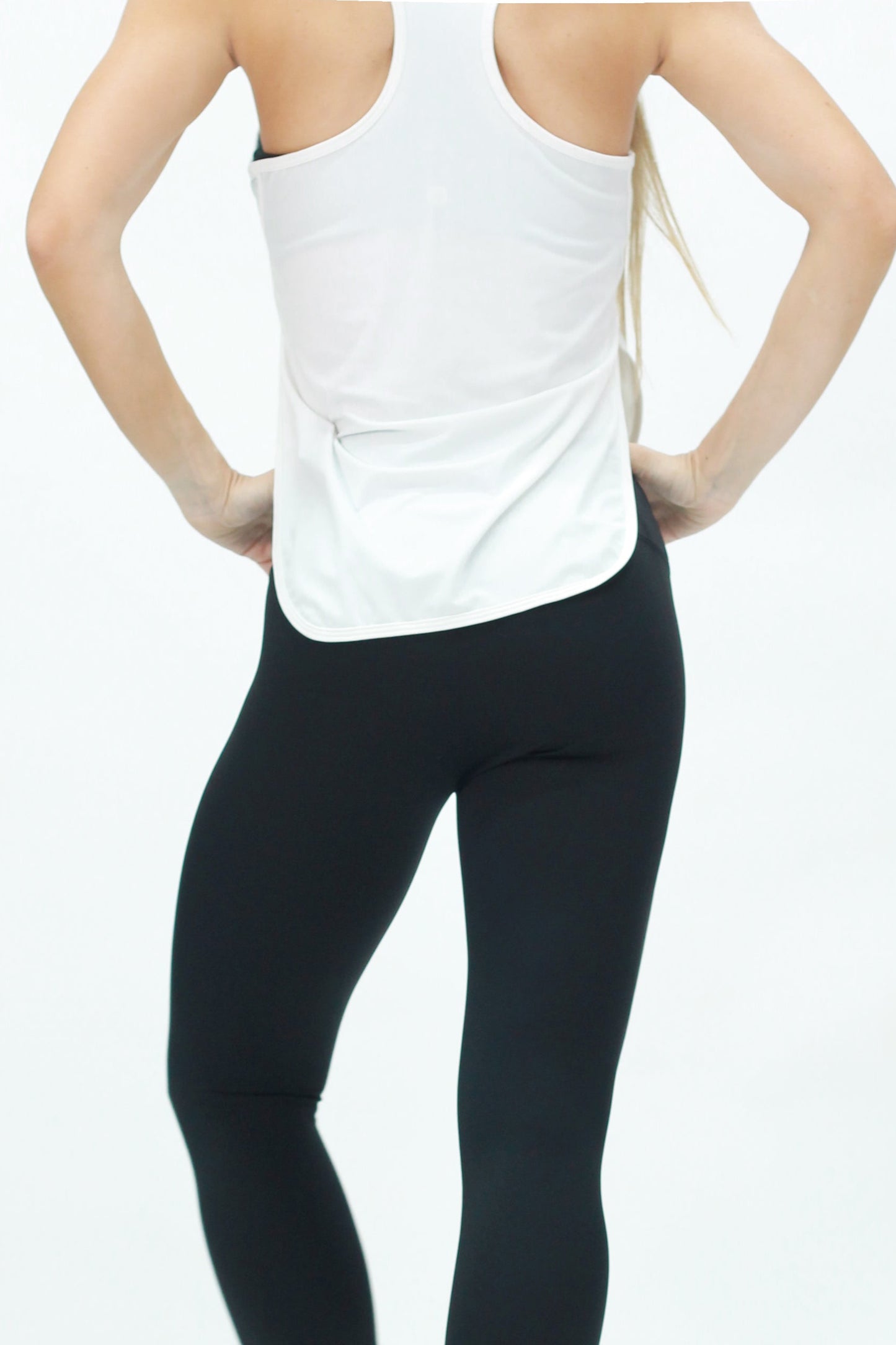 Open tank white