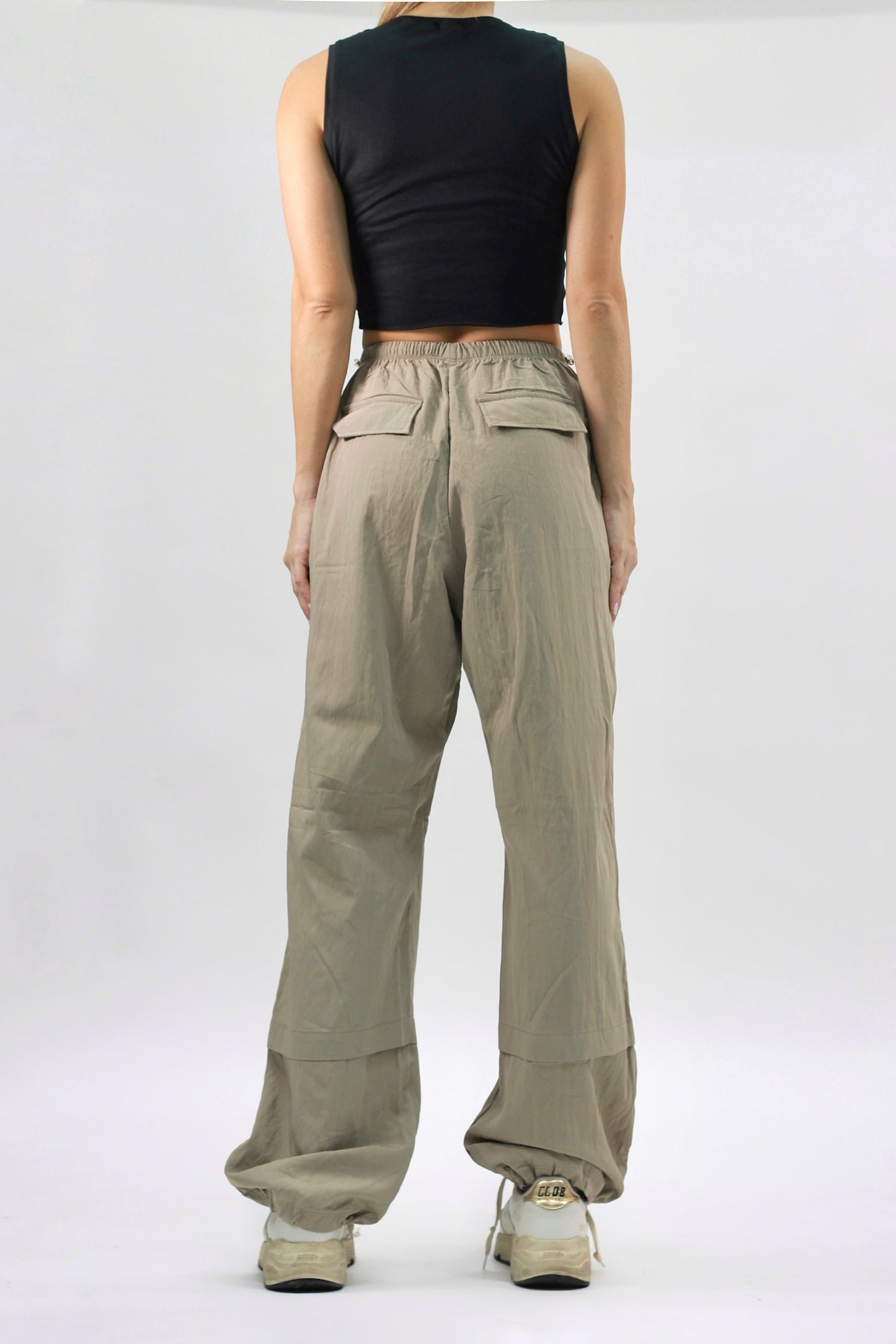 Parachute jogger 2 sand