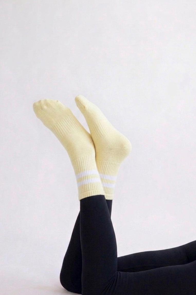 The Grip socks / yellow-white stripes
