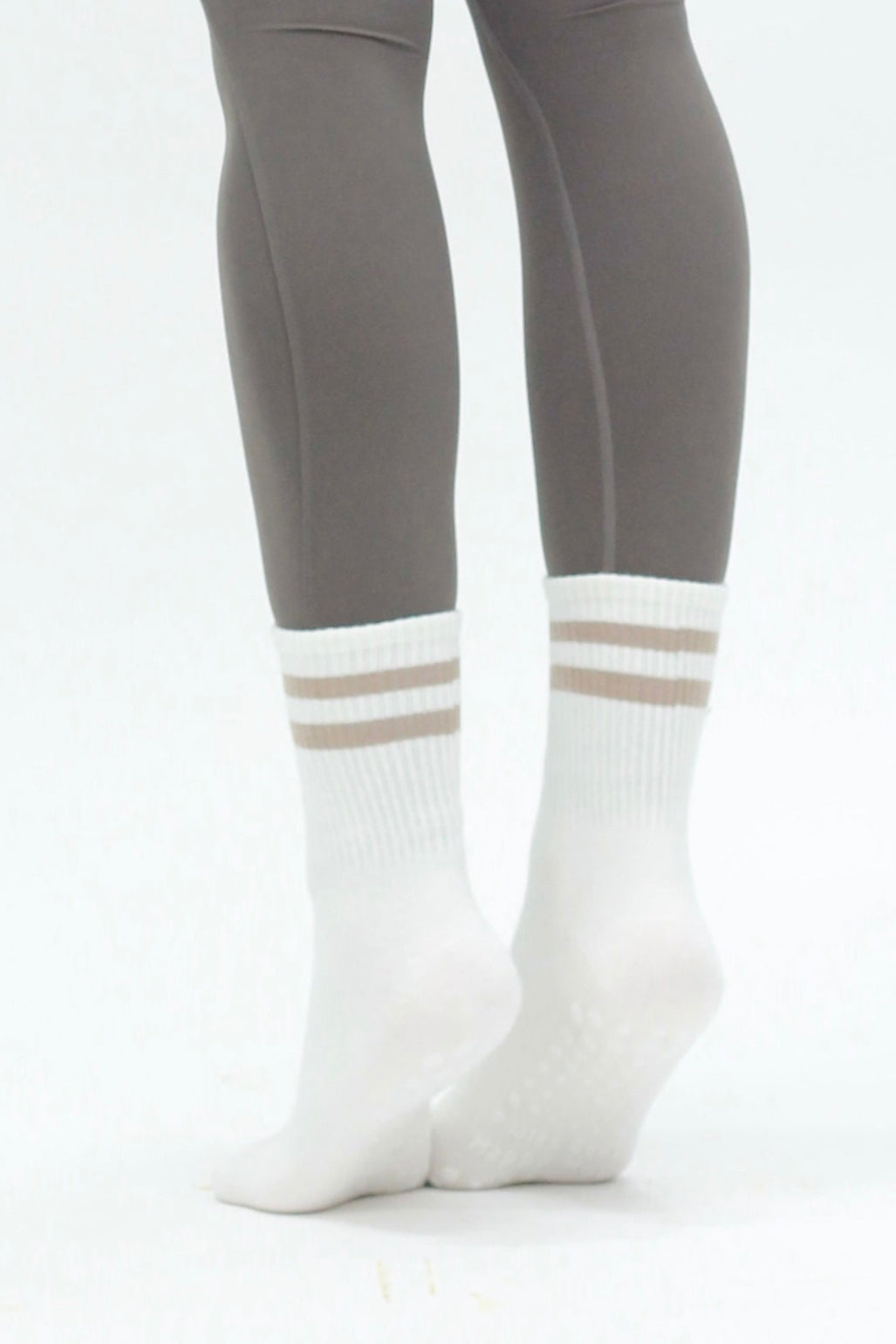 The Grip socks / Nude-Sand