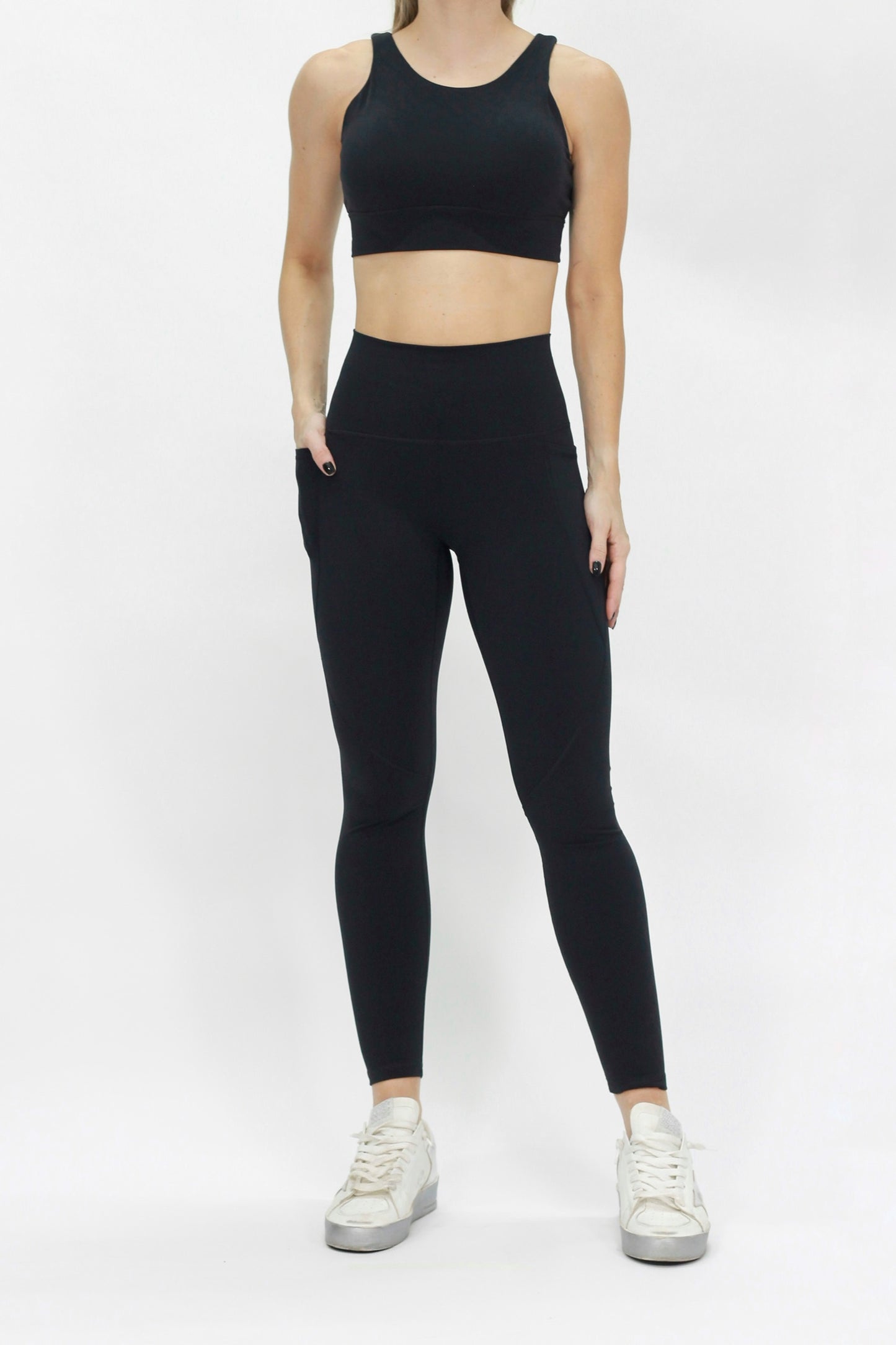 VV top top black