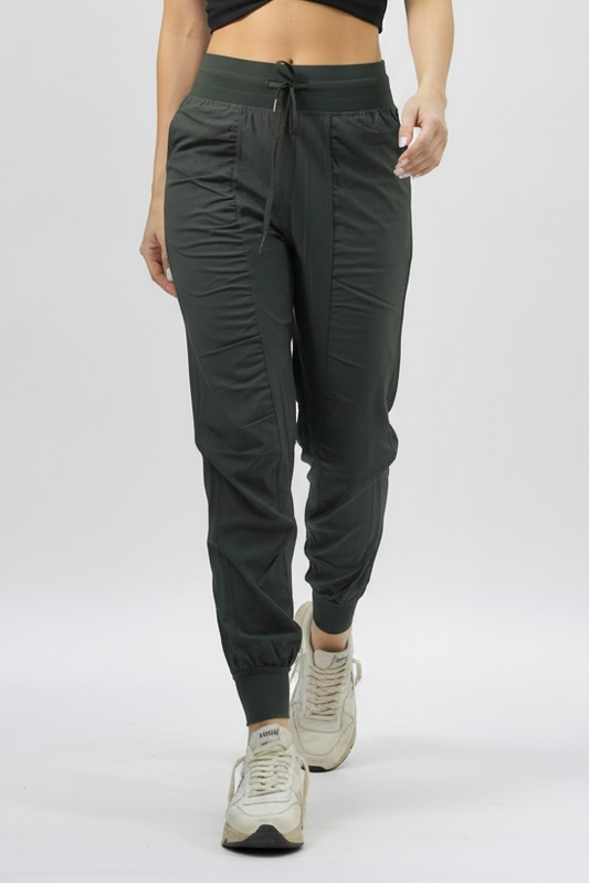 Fresh jogger green