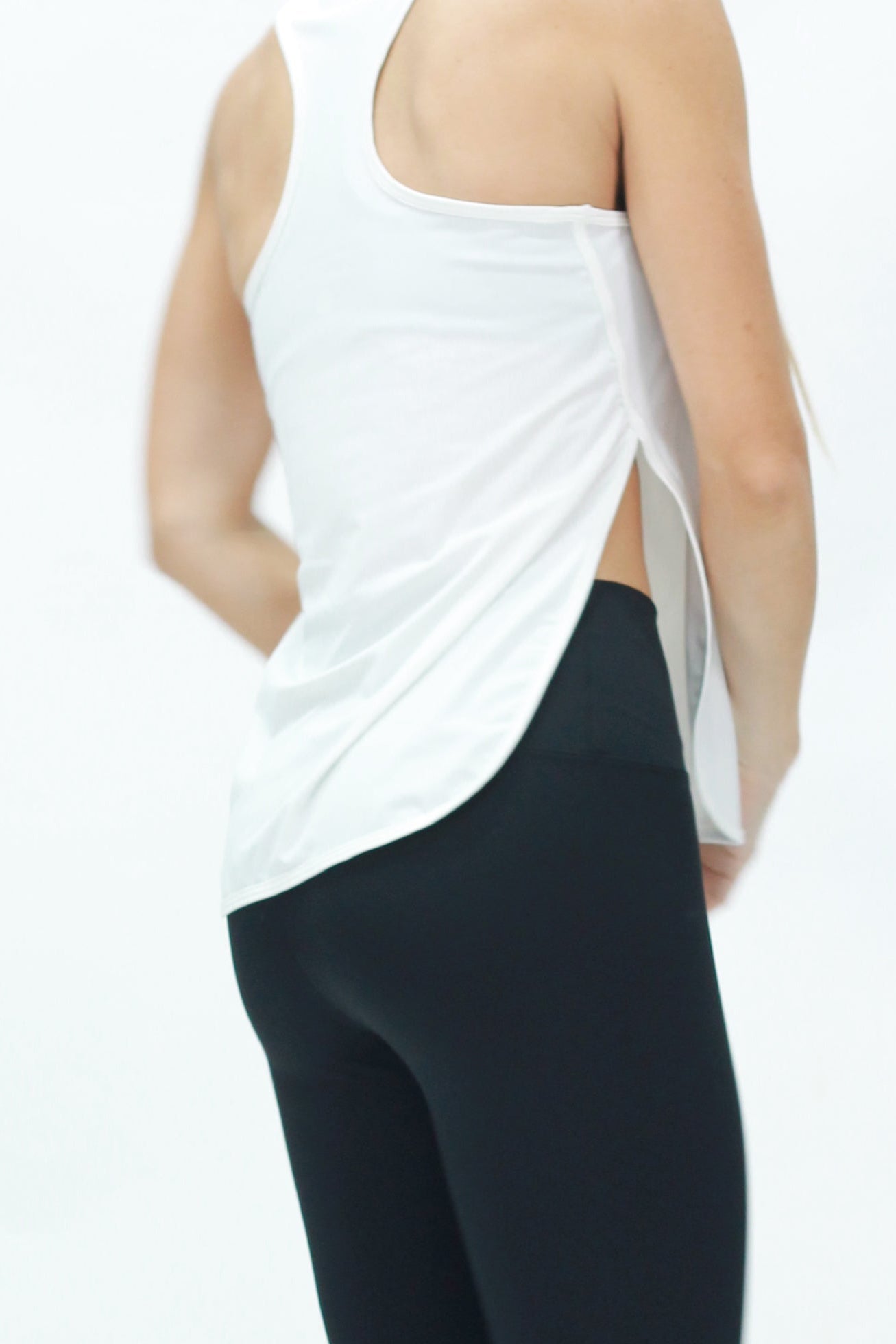 Open tank white