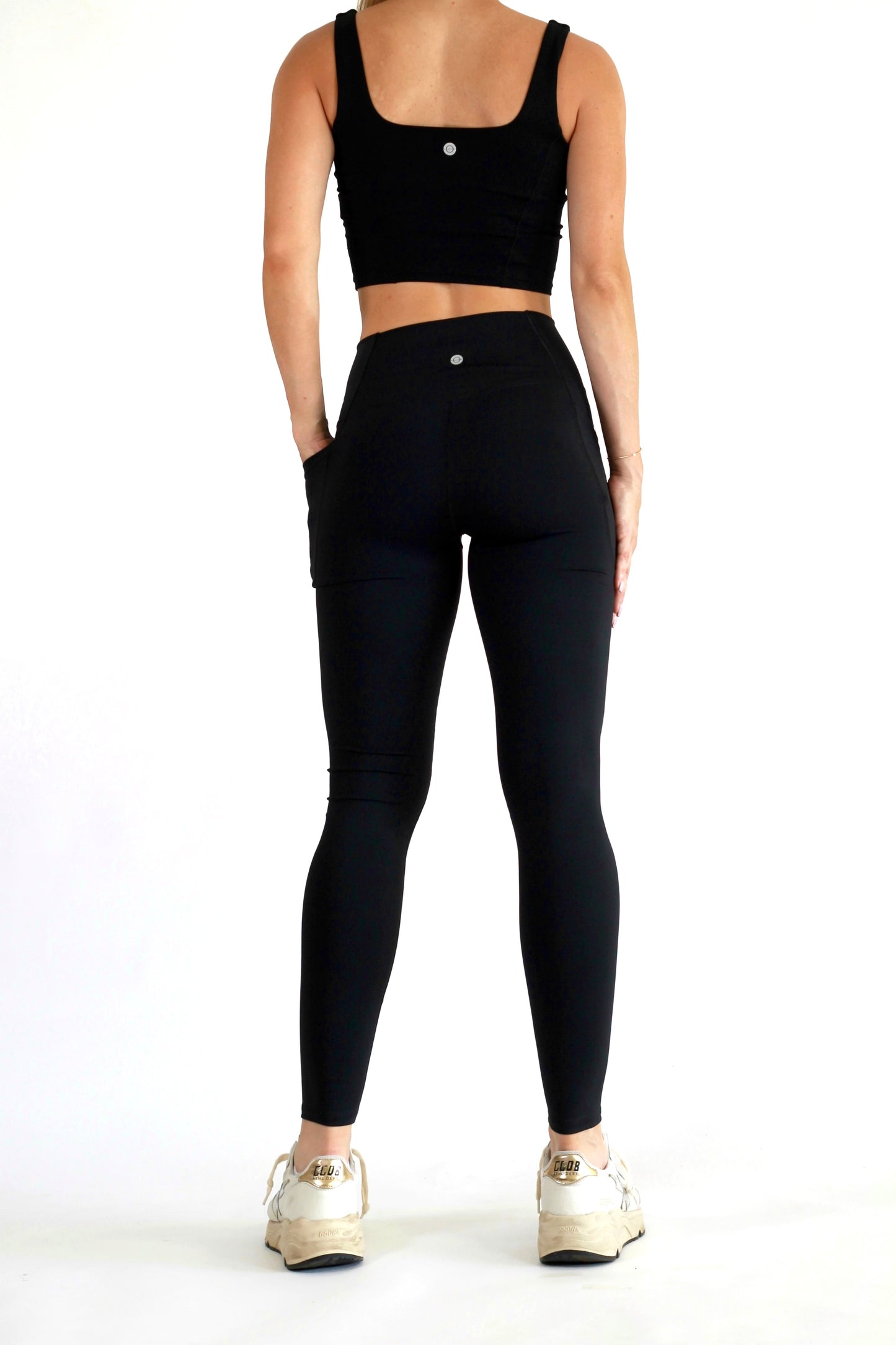 V Legging black con bolsillo