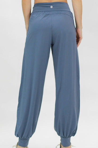Pleated jogger blue
