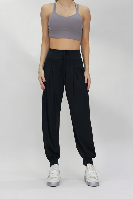 Pleated jogger black