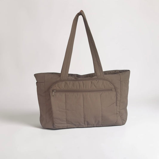 The handbag sand