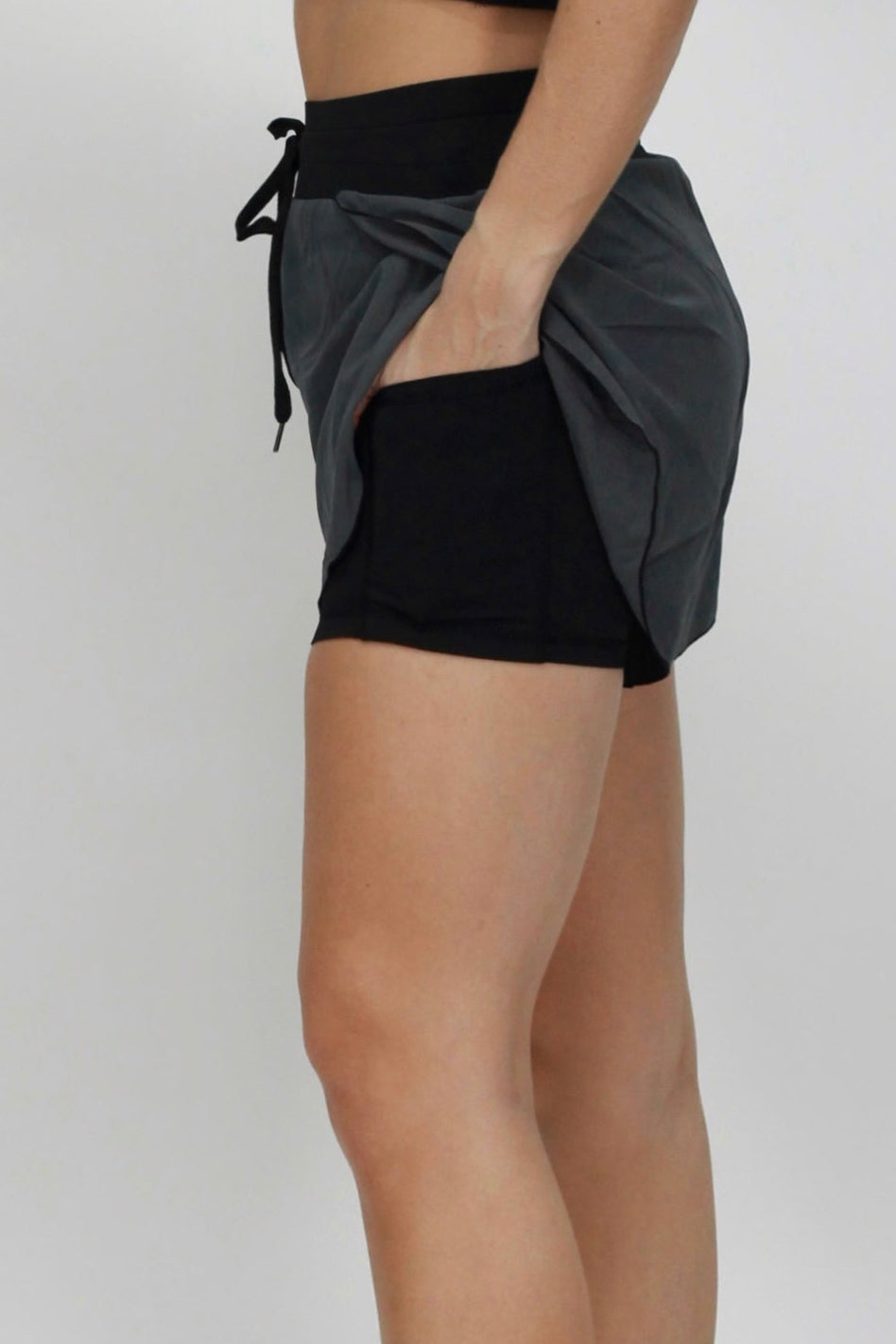 Duo short black