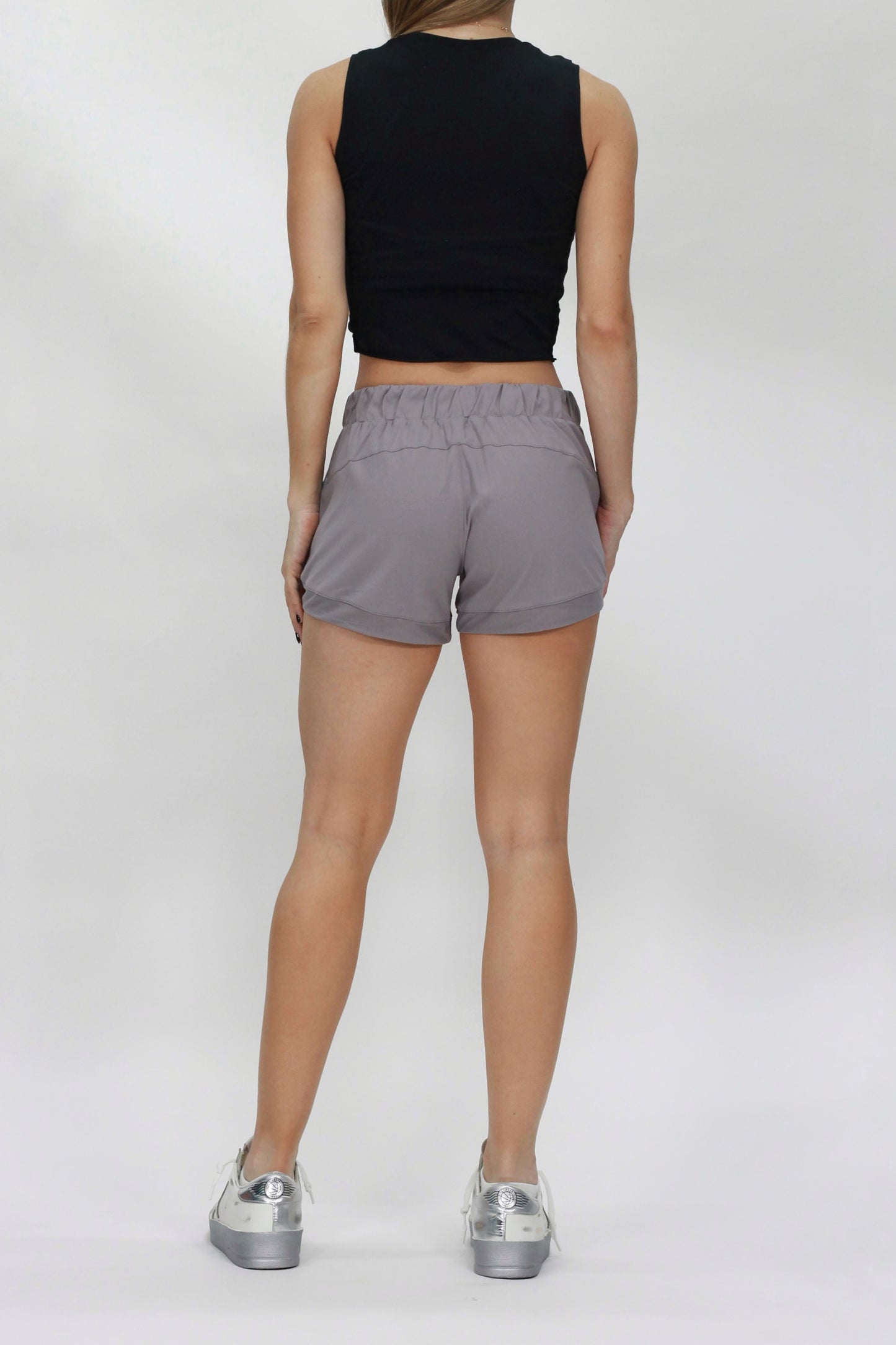 Casual short rose gray