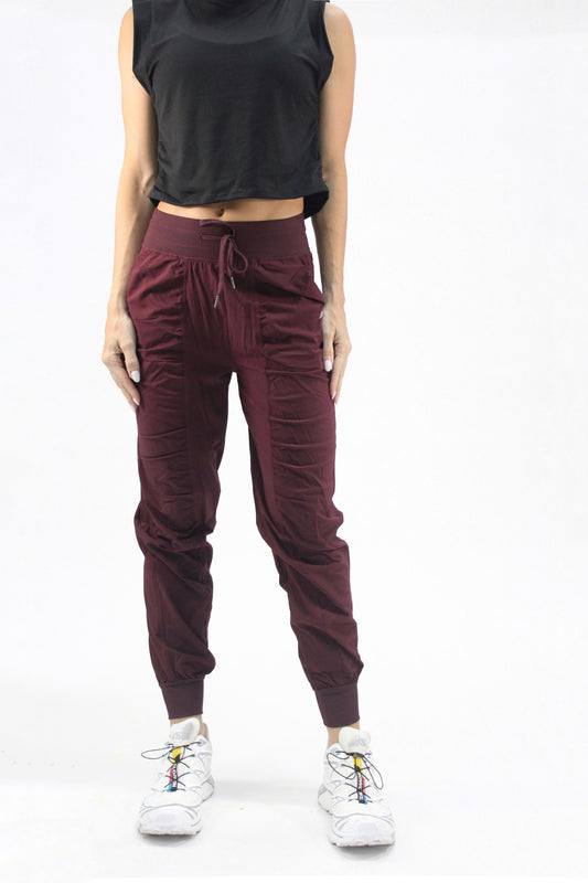 Fresh jogger vino