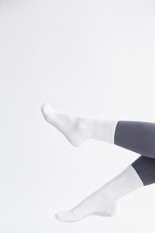 The Grip socks / white