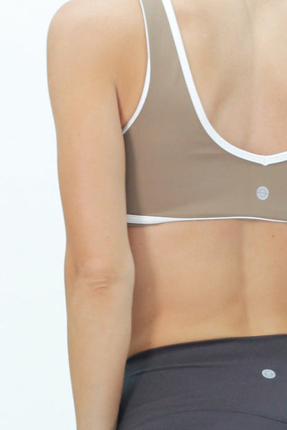 Sporty top 2 sand