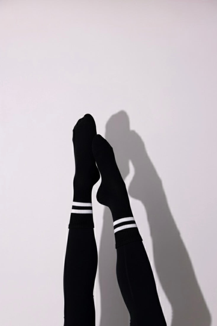 The Grip socks / black - white stripes