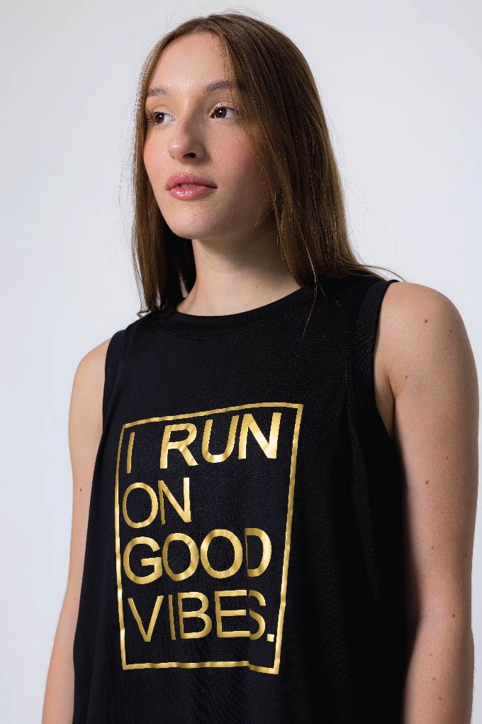 I run on good vibes black t-shirt